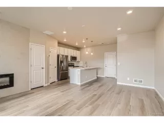 Photo #5: 3174801 Listing