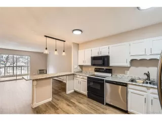 Photo #4: 3175910 Listing