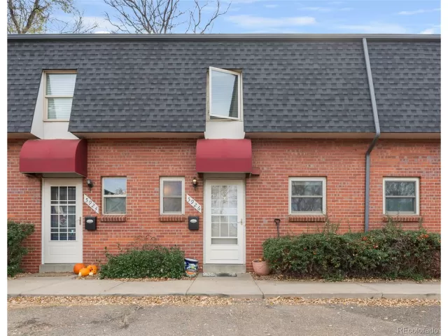 MLS: 3176523 Condo For Sale