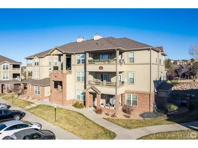 MLS: 3180749 Condo For Sale