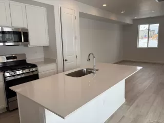 Photo #2: 3183237 Listing