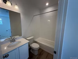 Photo #5: 3183237 Listing