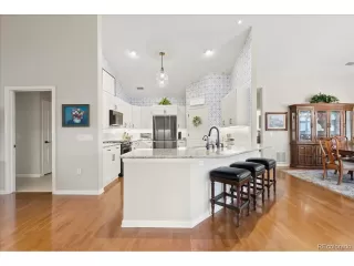 Photo #4: 3184055 Listing