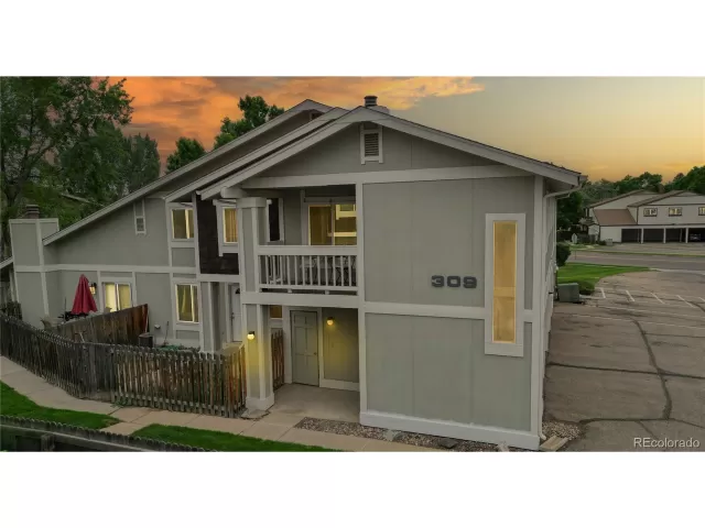 MLS: 3184136 Condo For Sale