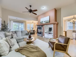 Photo #5: 3184137 Listing