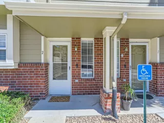 Photo #3: 3189005 Listing