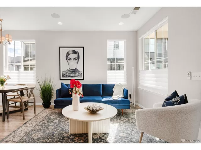 MLS: 3189961 Condo For Sale