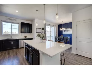 Photo #4: 3193829 Listing