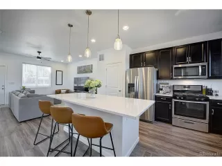 Photo #5: 3193829 Listing