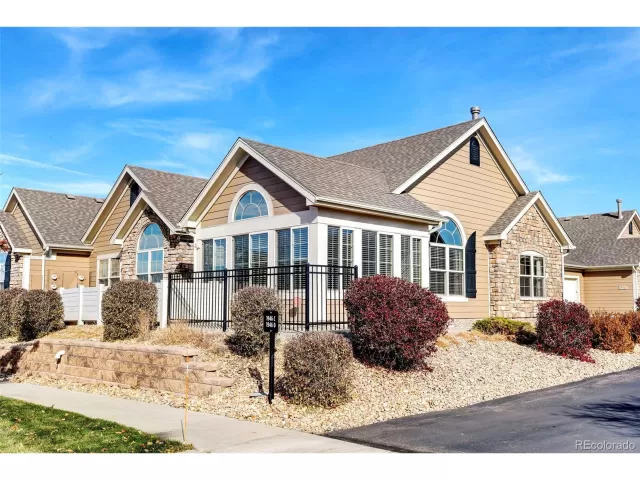 MLS: 3195054 Condo For Sale