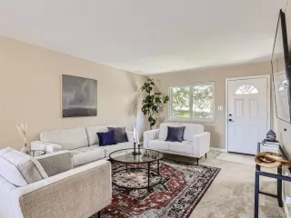 Photo #3: 3196406 Listing