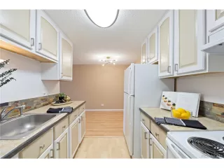 Photo #5: 3198204 Listing