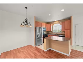 Photo #6: 3198785 Listing