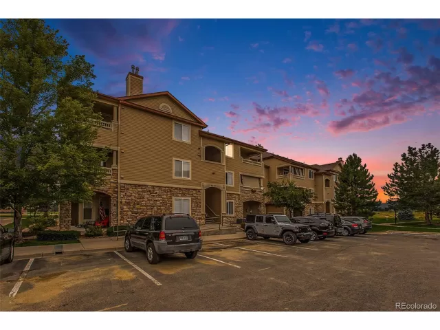 MLS: 3201584 Condo For Sale