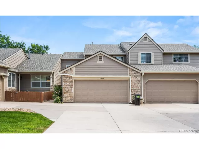 MLS: 3201936 Condo For Sale