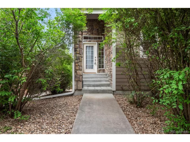 MLS: 3206626 Condo For Sale