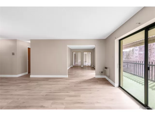 MLS: 3208827 Condo For Sale