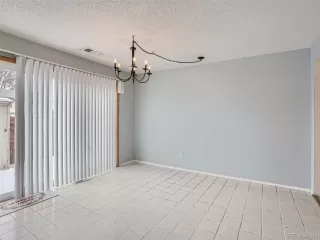 Photo #5: 3209990 Listing