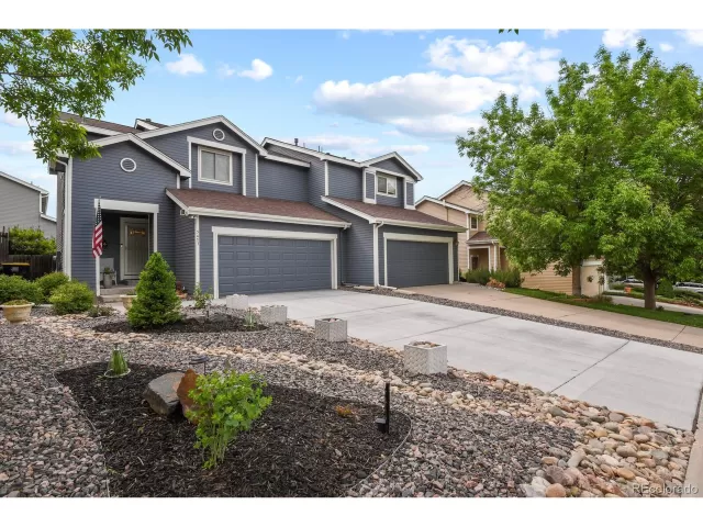 MLS: 3210241 Condo For Sale