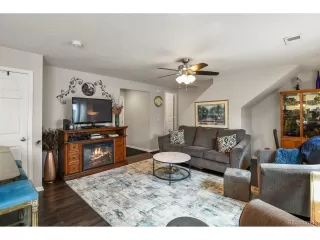 Photo #5: 3210241 Listing