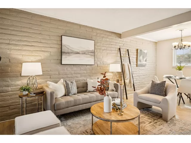 MLS: 3211339 Condo For Sale