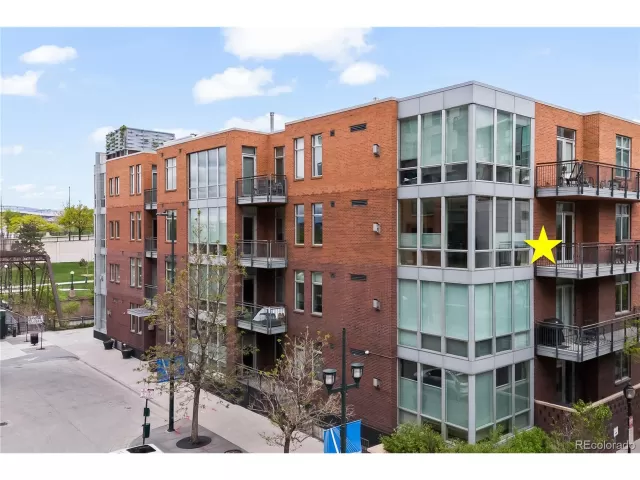 MLS: 3212354 Condo For Sale