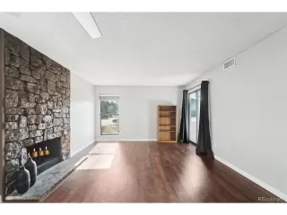 Photo #2: 3217609 Listing 