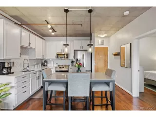 Photo #6: 3219762 Listing