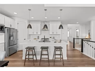 Photo #6: 3219949 Listing