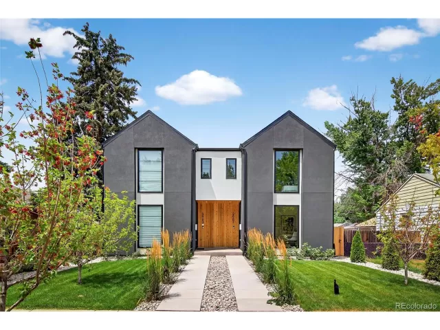 MLS: 3220183 Condo For Sale
