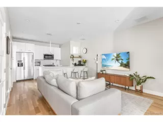 Photo #5: 3227597 Listing