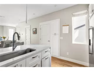 Photo #6: 3227597 Listing