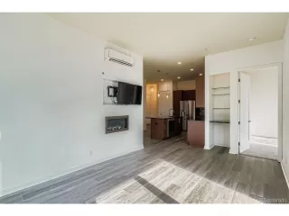 Photo #6: 3230898 Listing