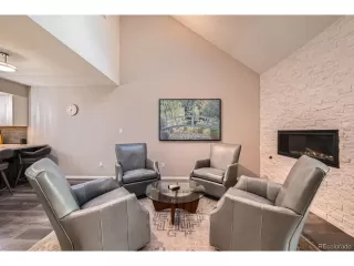 Photo #5: 3231839 Listing 