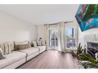 Photo #4: 3232538 Listing