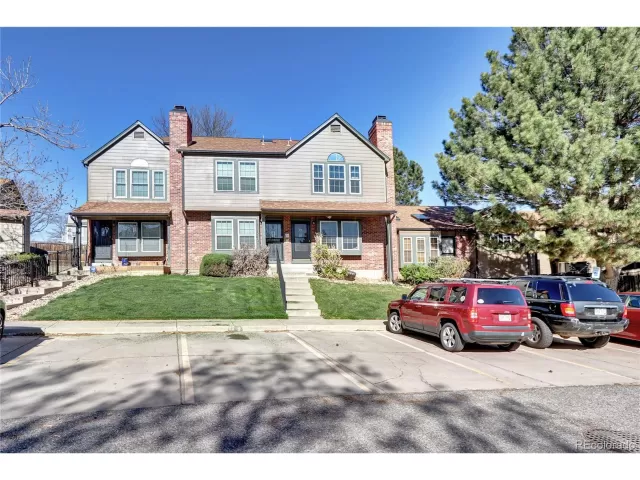 MLS: 3233356 Condo For Sale
