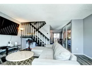 Photo #5: 3233356 Listing