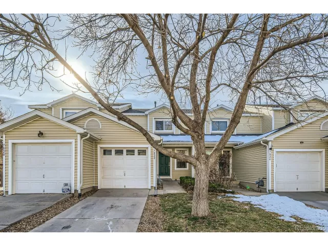 MLS: 3235528 Condo For Sale