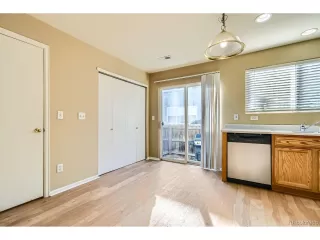 Photo #5: 3235528 Listing