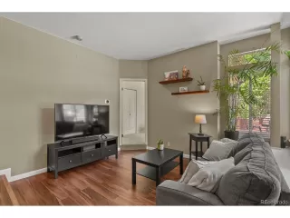 Photo #4: 3235631 Listing