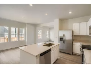 Photo #2: 3238789 Listing