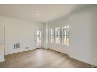 Photo #3: 3238789 Listing