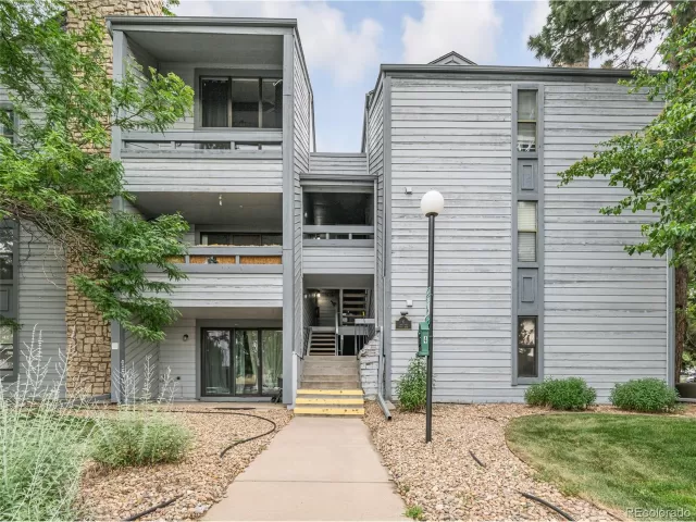 MLS: 3241670 Condo For Sale