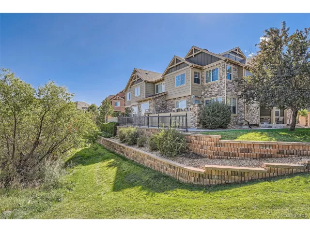 MLS: 3243844 Condo For Sale