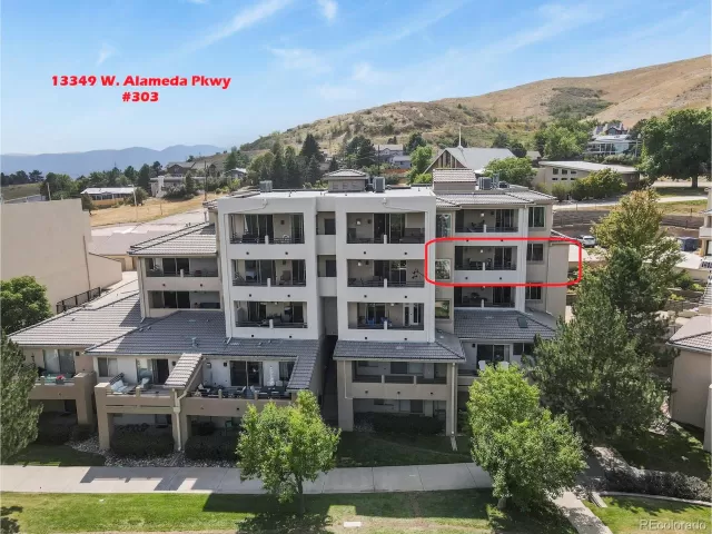 MLS: 3244082 Condo For Sale