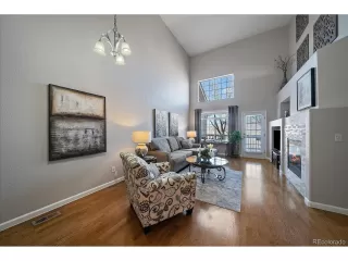 Photo #4: 3244440 Listing