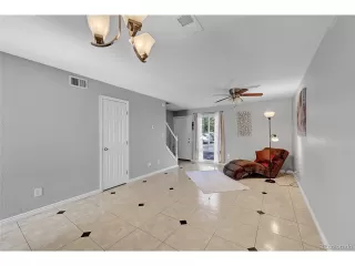 Photo #5: 3245734 Listing