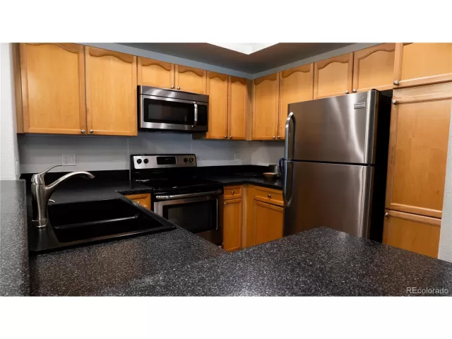 MLS: 3248693 Condo For Sale