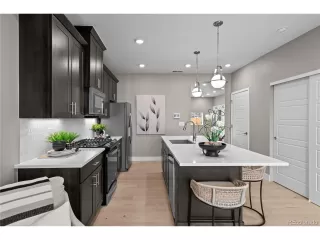 Photo #4: 3248964 Listing