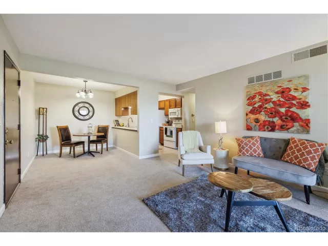 MLS: 3257368 Condo For Sale